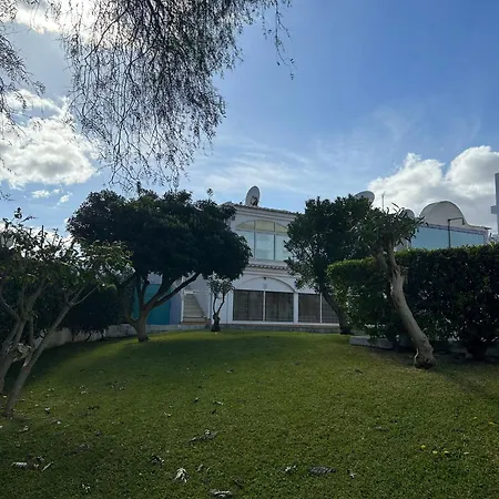 Velamar 411 - 300m Da Αλμπουφέιρα